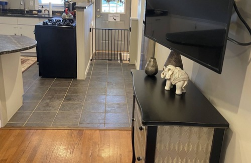 Forest Park House | Comfy Cozy 2BR Home Away from Home