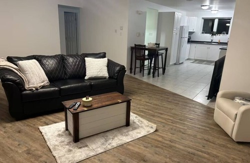 Longlac Apartment | Comfy cozy 3 bedroom apartment