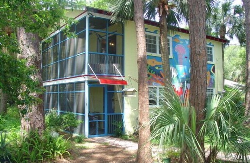 Savannah Beach Apartment | Comfy, Cozy Beach Apartment for Two with Adjustable King Bed!