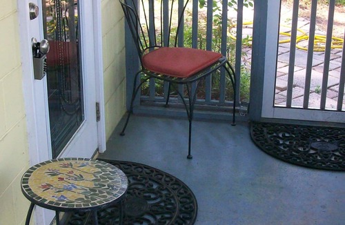 Savannah Beach Apartment | Comfy, Cozy Beach Apartment for Two with Adjustable King Bed!
