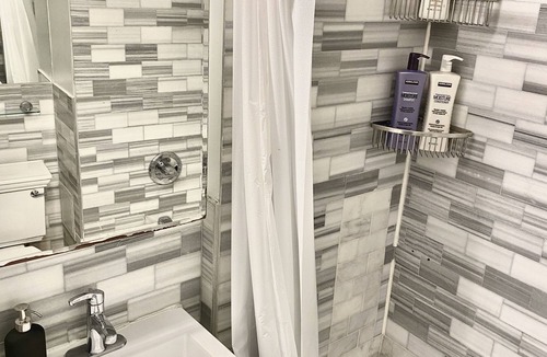 Kips Bay Apartment | Comfy, Cozy, Chic and Central Manhattan Apartment