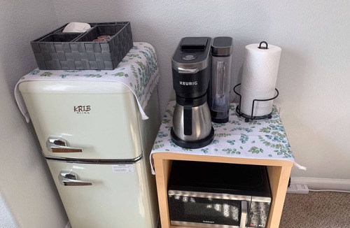 Tracy Apartment | Comfy & Cozy Studio in nice & quiet area in Tracy .