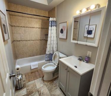 Upper Darby Apartment | Comfy & Cozy