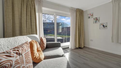 Barking House | Comfy Double En-suite room in Barking