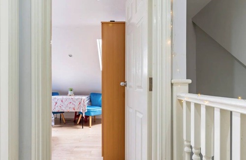 Boleyn House | Comfy Friendly Stay