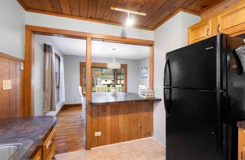 West End House | Comfy furnishings, nice yard, peaceful neighborhood