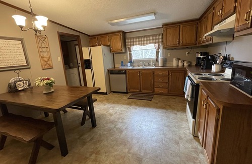 Ashe County House | Comfy Getaway w/stream and bridge out back