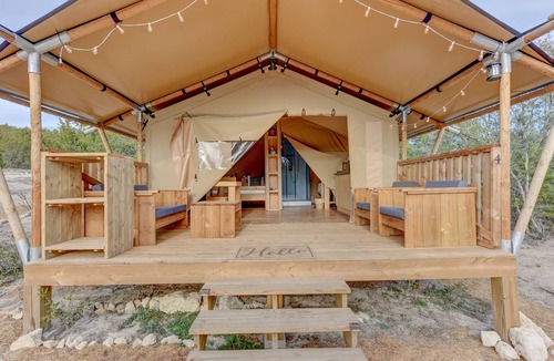 Johnson City RV Rental | Comfy Glamping at 12 Fires