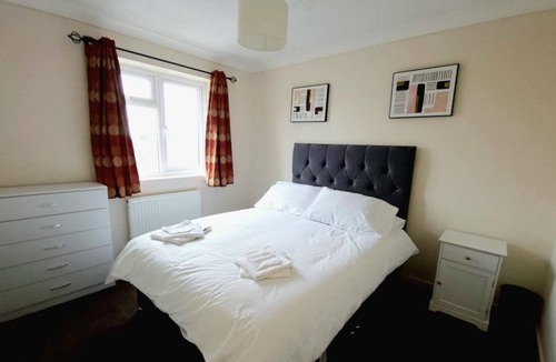 Earley House | Comfy Home