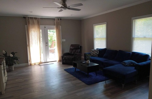 Woodfield House | Comfy Home in a Great Location!