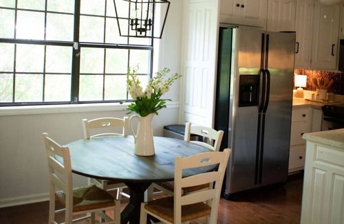 Athens House | Comfy home, plenty of space, conveniently located!