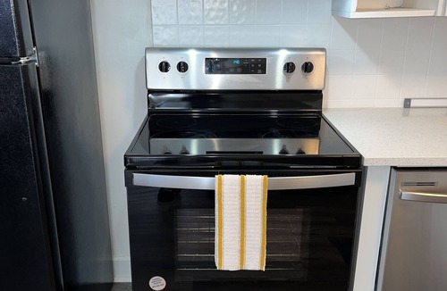 Fort Valley House | Comfy Home w/Wi-Fi & Kitchen