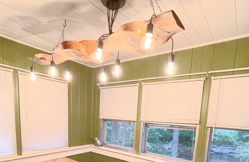 Sloatsburg House | Comfy house on a creek