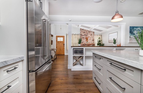 Elk Grove House | Comfy House W/Big Pool/hot tub !