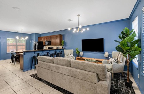 College Station House | Comfy King Beds, Close to A&M