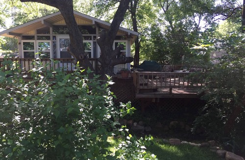 Pottsboro Cabin | Comfy Lake Texoma Cabins