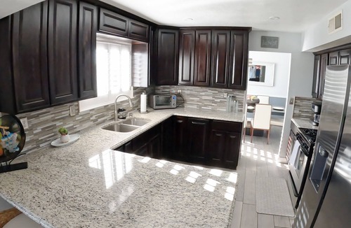 Biggs Field House | Comfy Modern Home with heated pool