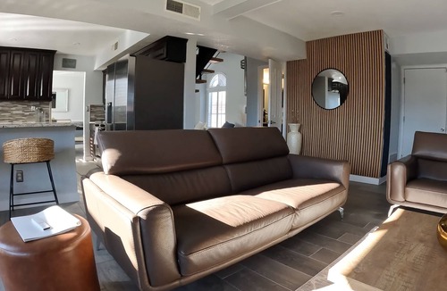 Biggs Field House | Comfy Modern Home with heated pool