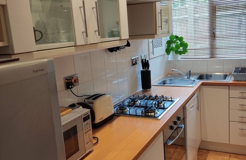 Hornsey Apartment | Comfy one-bed by Alexandra Park