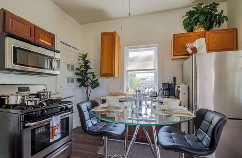 Forest Park Apartment | Comfy One-Bedroom Apt with Parking & Desk