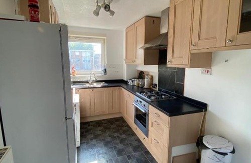 Gascoigne Apartment | Comfy one bedroom apartment