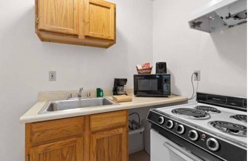 East Springfield Apartment | Comfy & Pet Friendly Stay Near Cooperstown w/Kitchen