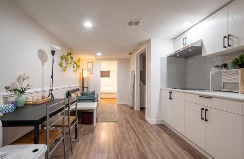 Agincourt North Apartment | Comfy Private Basement- Scarborough
