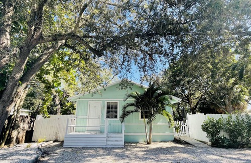 Sailboat Bend House | Comfy Sailboat bend home