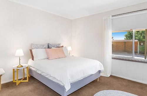 Mansfield Apartment | Comfy Stay - Mansfield - Sleeps 4