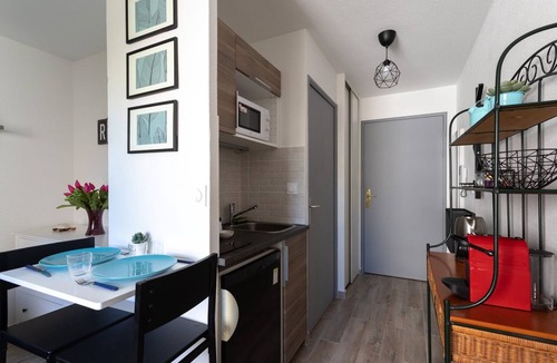 3rd Arrondissement Apartment | Comfy Stay Steps from the Metro
