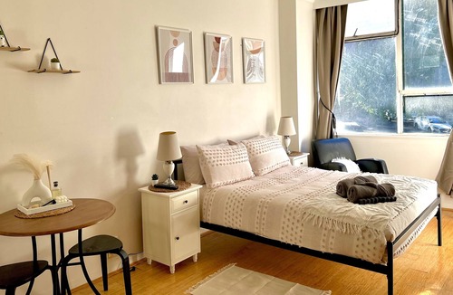Darling Point Apartment | Comfy Studio in Darling Point