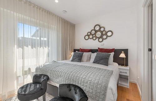 Carnegie Apartment | Comfy Studio with Shared Backyard near Racecourse