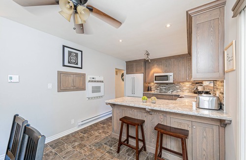 Ramara Cottage | Comfy Waterfront Cottage - 10 min from Casino Rama