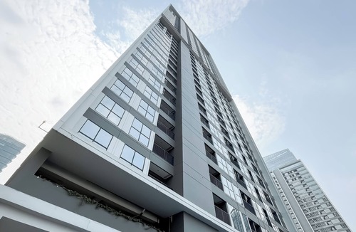 Semanggi Apartment | Comfy White Studio At Ciputra World 2 Apartment