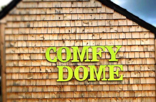 Jefferson RV Rental | ComfyDome Pond-Side Glamping , Dome