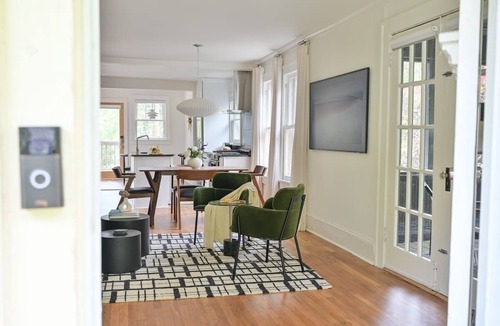 Reynoldstown Apartment | Coming in Hot