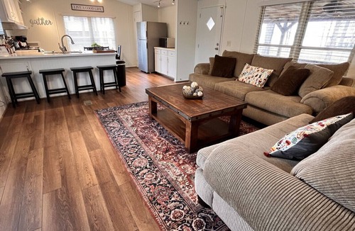 Hemphill House | Commander`s Cove Lakeview House on Toledo Bend