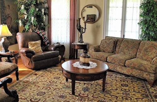 Hammond House | Commanders Quarters Historic Home in Hammond – Sleeps 18