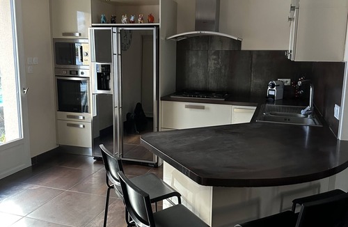 Pusignan House | Comme à la Maison