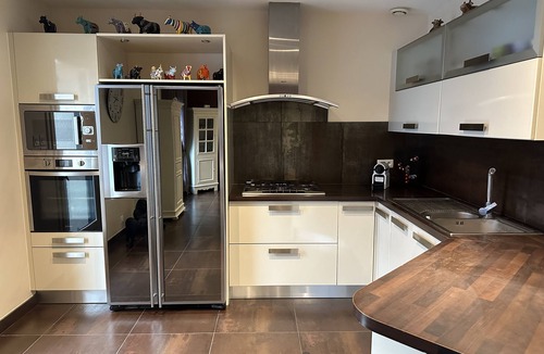 Pusignan House | Comme à la Maison