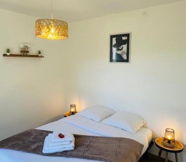 Lucey House | Comme A La Maison