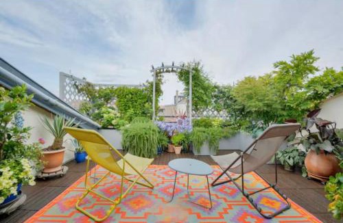 Lucey House | Comme A La Maison