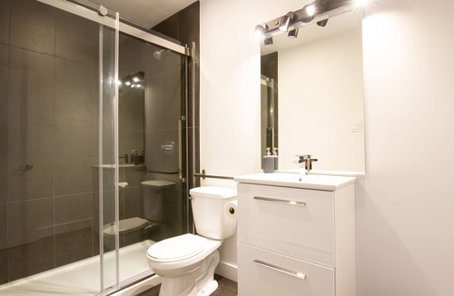 Magog Hotel | Comme Chez Soi Restaurant & Auberge