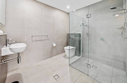 Sydney Olympic Park Apartment | Commodious 2 Bedroom APT in OP