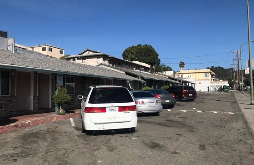 Oakland Hotel | Commodore motel