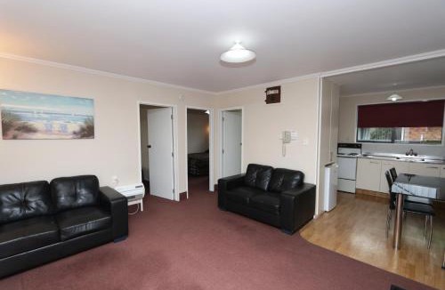 Ashburton Hotel | Commodore Motor Lodge