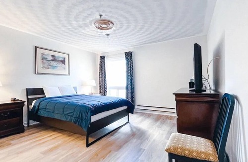 North End Hotel | Commons Inn