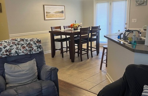 Flowood House | Commonwealth on the Rezn3-bedroom house in Brandon, MS.nPeaceful and Quiet.
