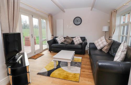 Wrexham House | Commonwood Cottage