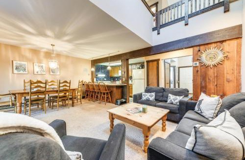 Lake Harmony House | Community Beach Access Lake Harmony Townhome